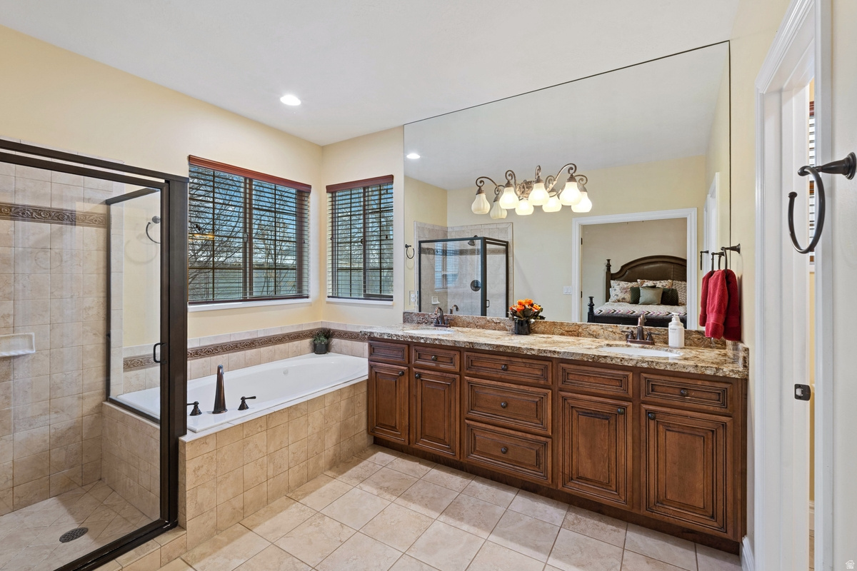 FLORENTINE VILLAS - Residential