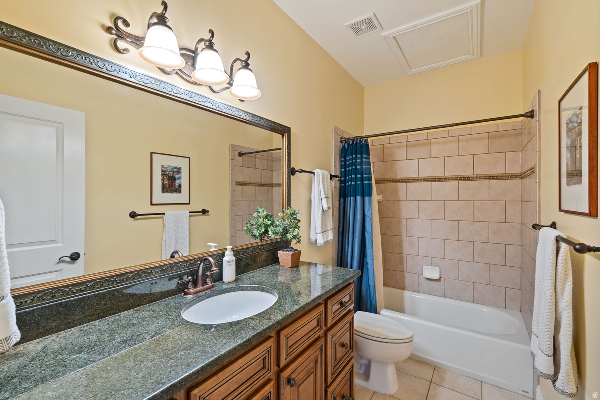 FLORENTINE VILLAS - Residential