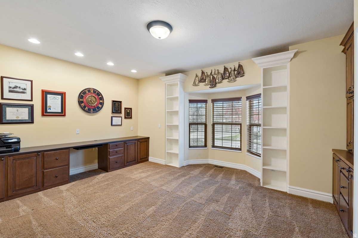 FLORENTINE VILLAS - Residential