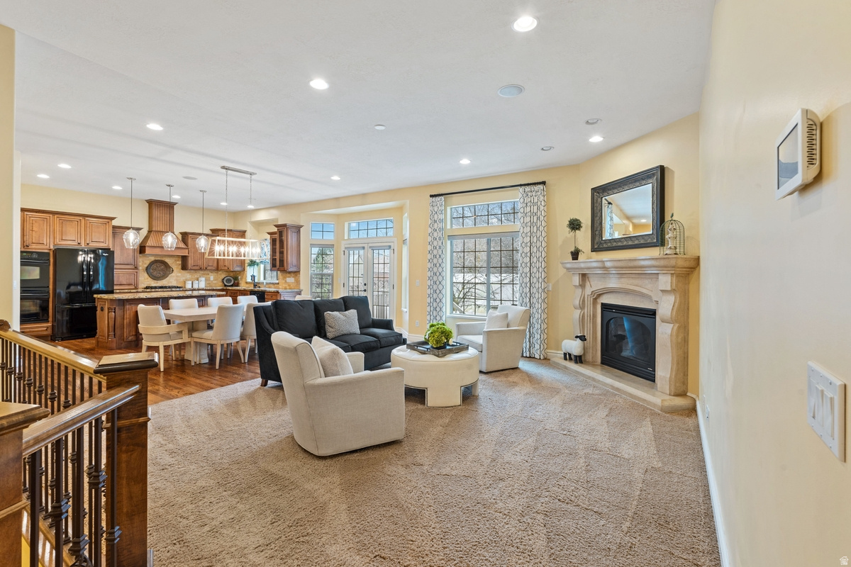 FLORENTINE VILLAS - Residential