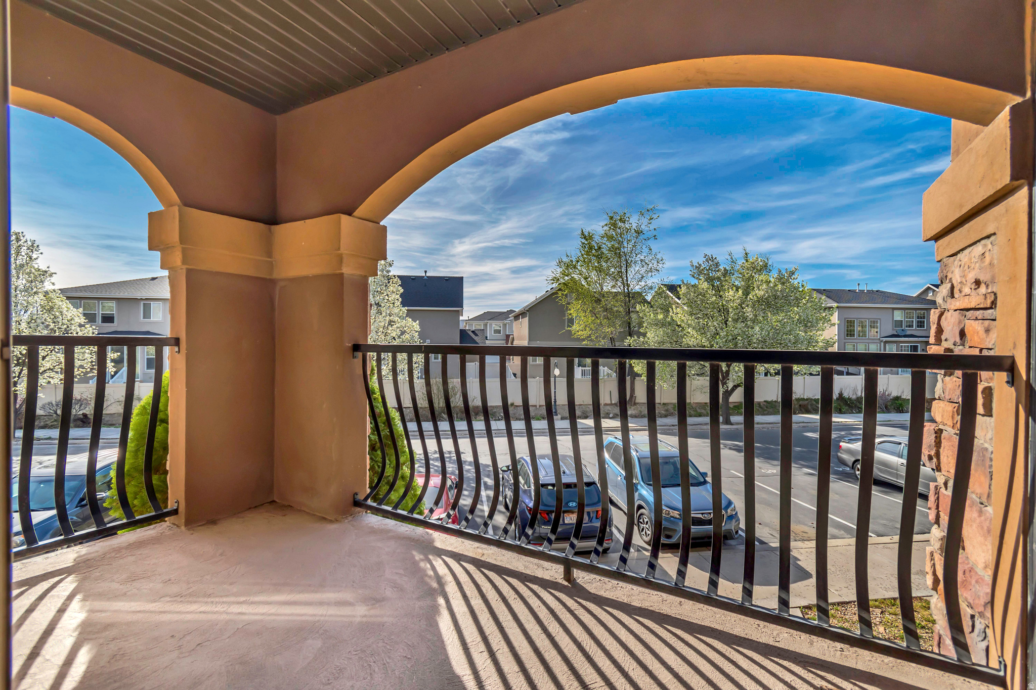 BELLE MONET - Residential