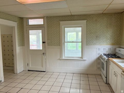 Tiny photo for 2455 S MONROE BLVD, Ogden, UT 84401 (MLS # 2147924)