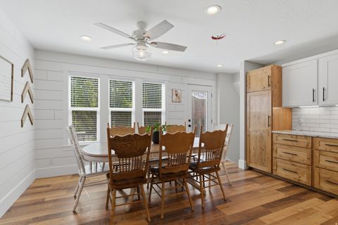 Tiny photo for 600 BARLOW ST, Clearfield, UT 84015 (MLS # 2155184)