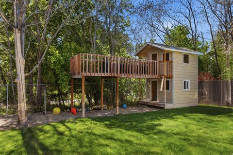 Tiny photo for 600 BARLOW ST, Clearfield, UT 84015 (MLS # 2155184)