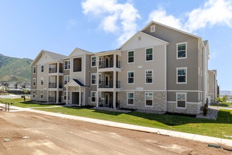 Condo For Sale - 4661 S Poplar Way #R303<br/> Mapleton, UT 84664