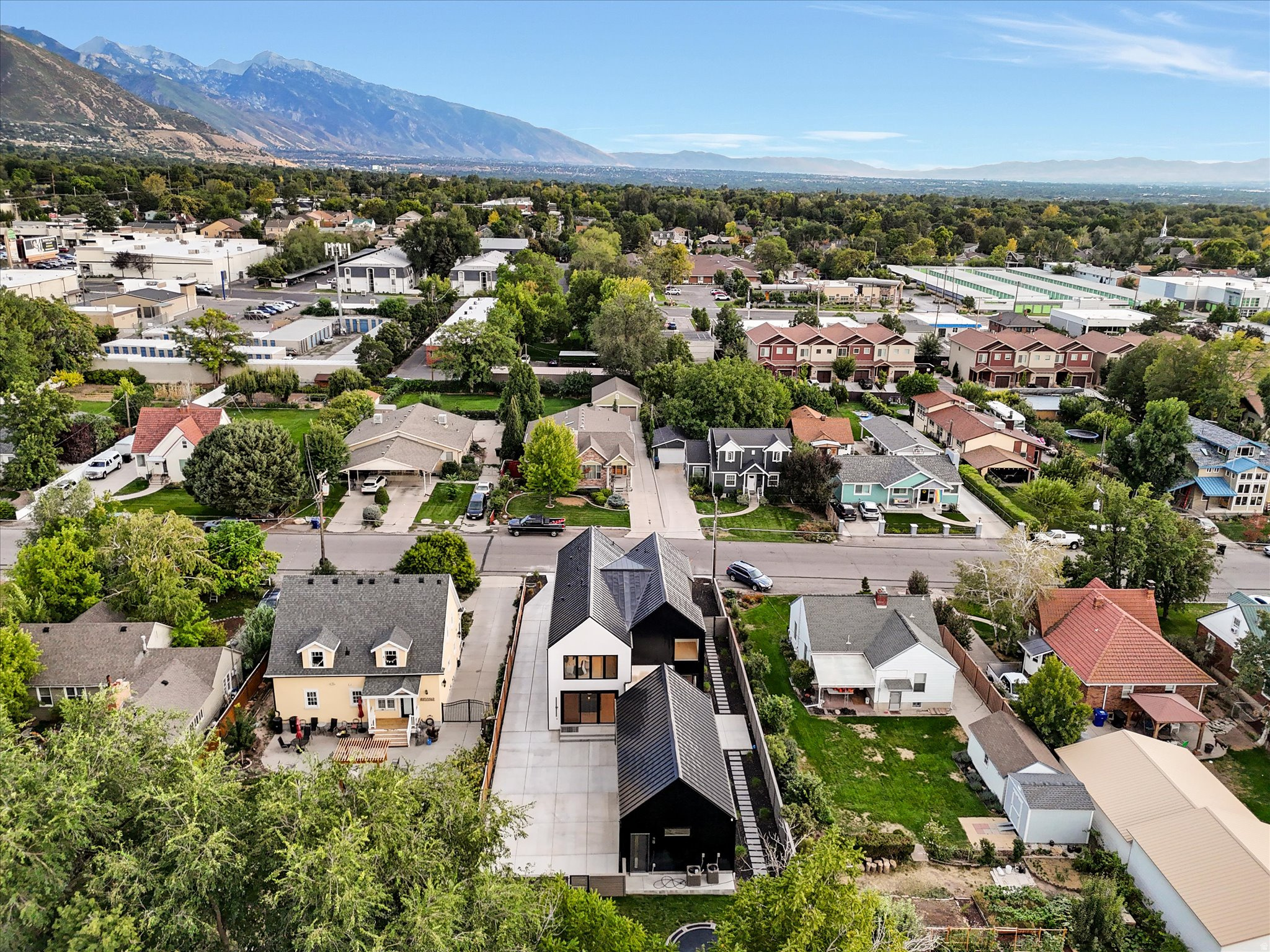 CANYON RIM - Residential