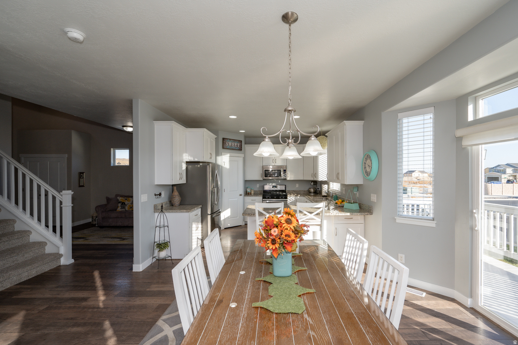 PORTERS CROSSING - Residential Lease