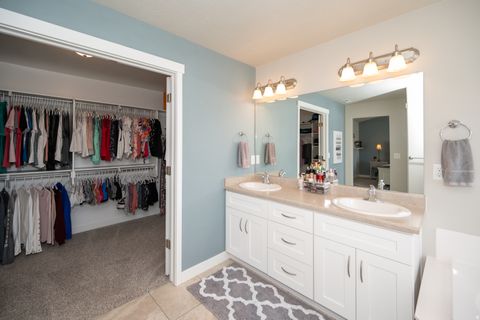 Tiny photo for 4112 E GAZELLE RUN, Eagle Mountain, UT 84005 (MLS # 2145310)