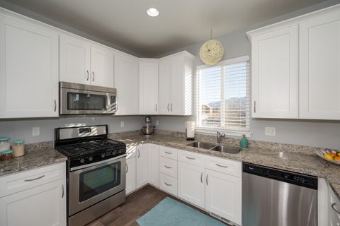 Tiny photo for 4112 E GAZELLE RUN, Eagle Mountain, UT 84005 (MLS # 2145310)