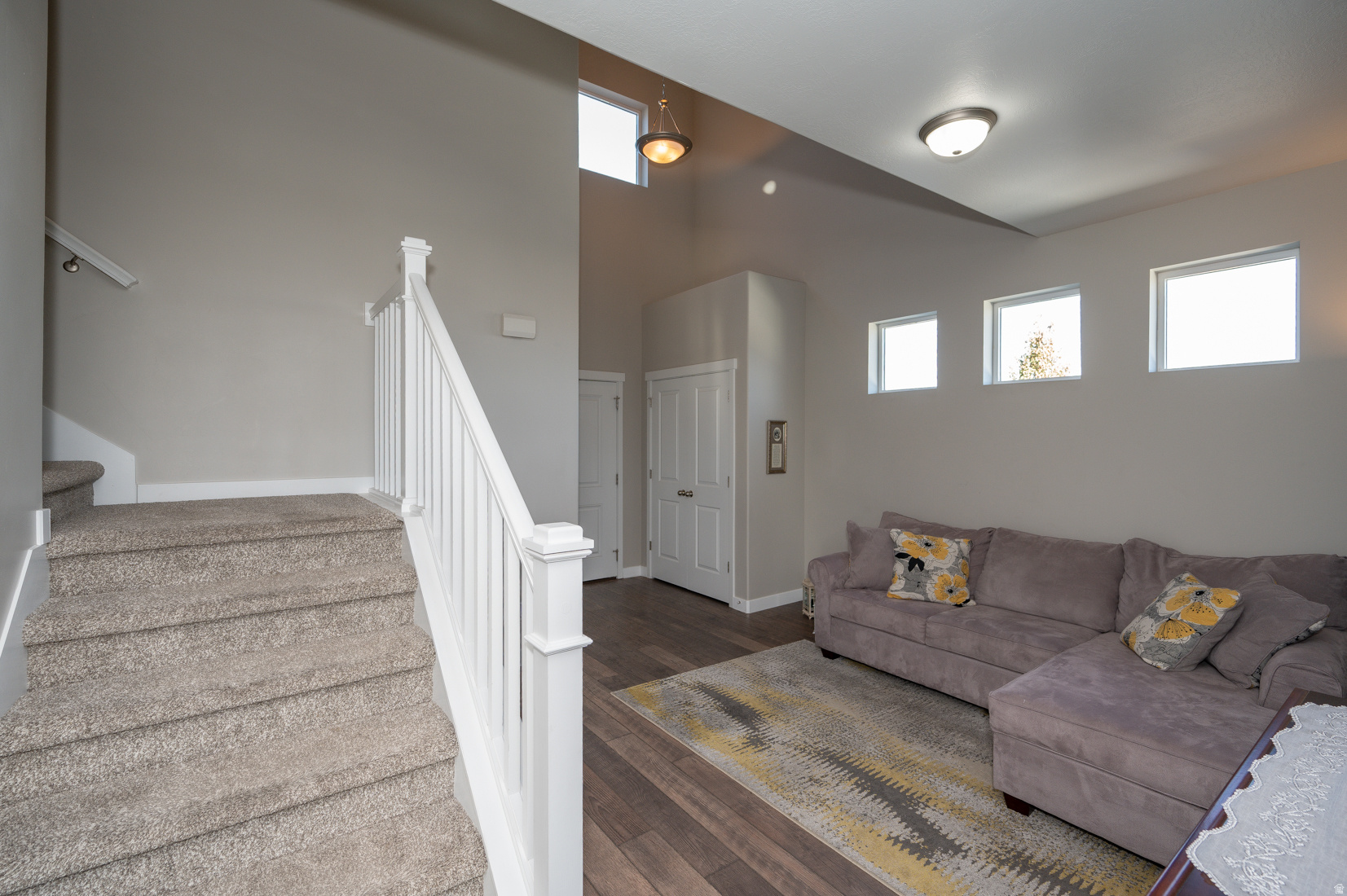 PORTERS CROSSING - Residential Lease