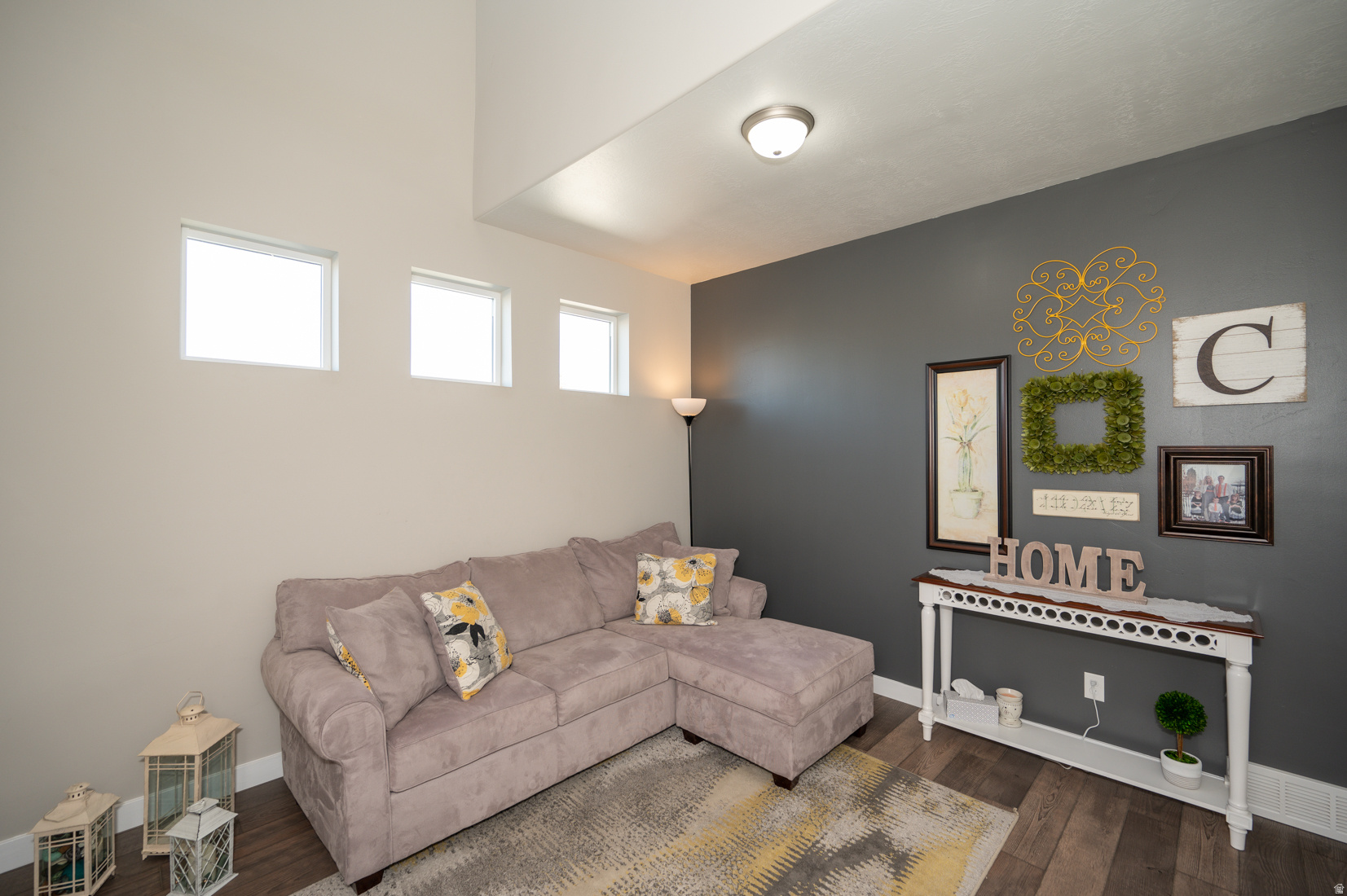 PORTERS CROSSING - Residential Lease