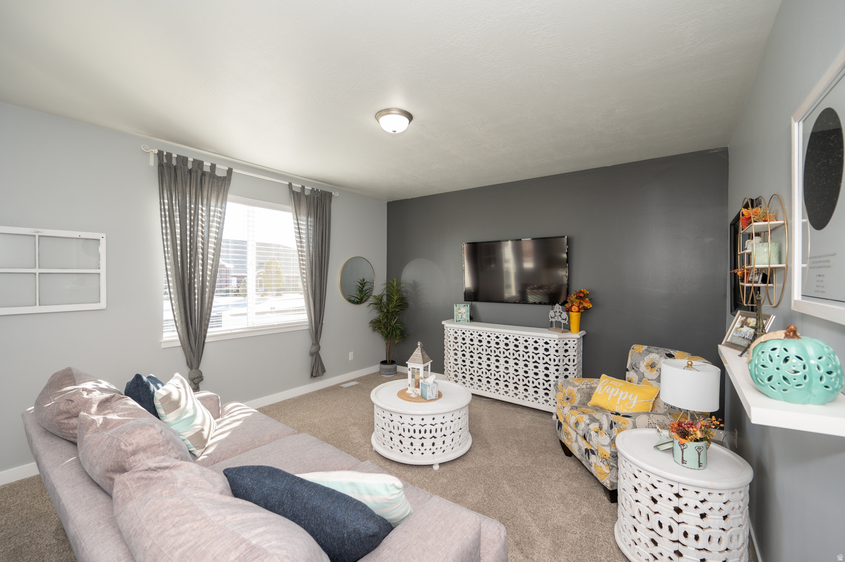 PORTERS CROSSING - Residential Lease