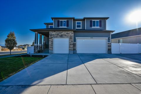 Photo of 4112 E GAZELLE RUN, Eagle Mountain, UT 84005 (MLS # 2145310)