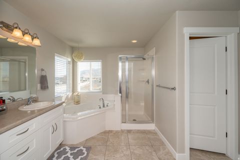 Tiny photo for 4112 E GAZELLE RUN, Eagle Mountain, UT 84005 (MLS # 2145310)