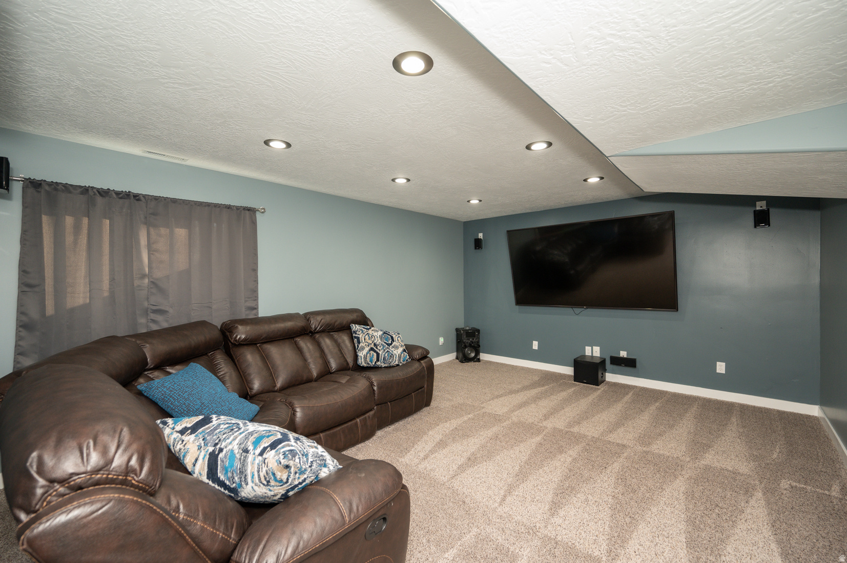 PORTERS CROSSING - Residential Lease