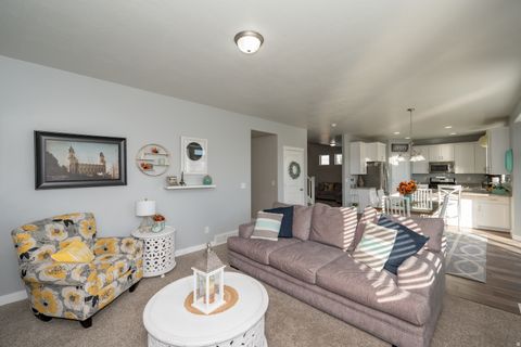 Tiny photo for 4112 E GAZELLE RUN, Eagle Mountain, UT 84005 (MLS # 2145310)