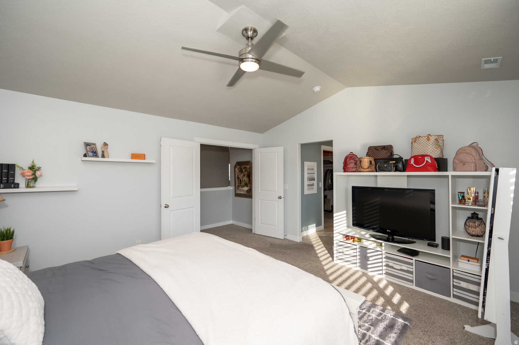 PORTERS CROSSING - Residential Lease