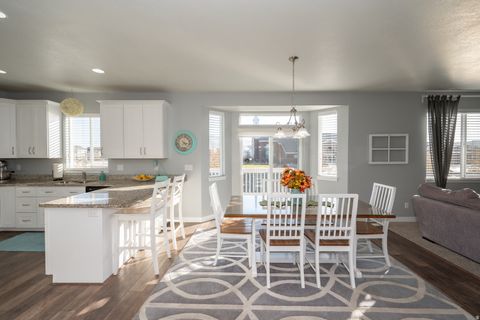 Tiny photo for 4112 E GAZELLE RUN, Eagle Mountain, UT 84005 (MLS # 2145310)