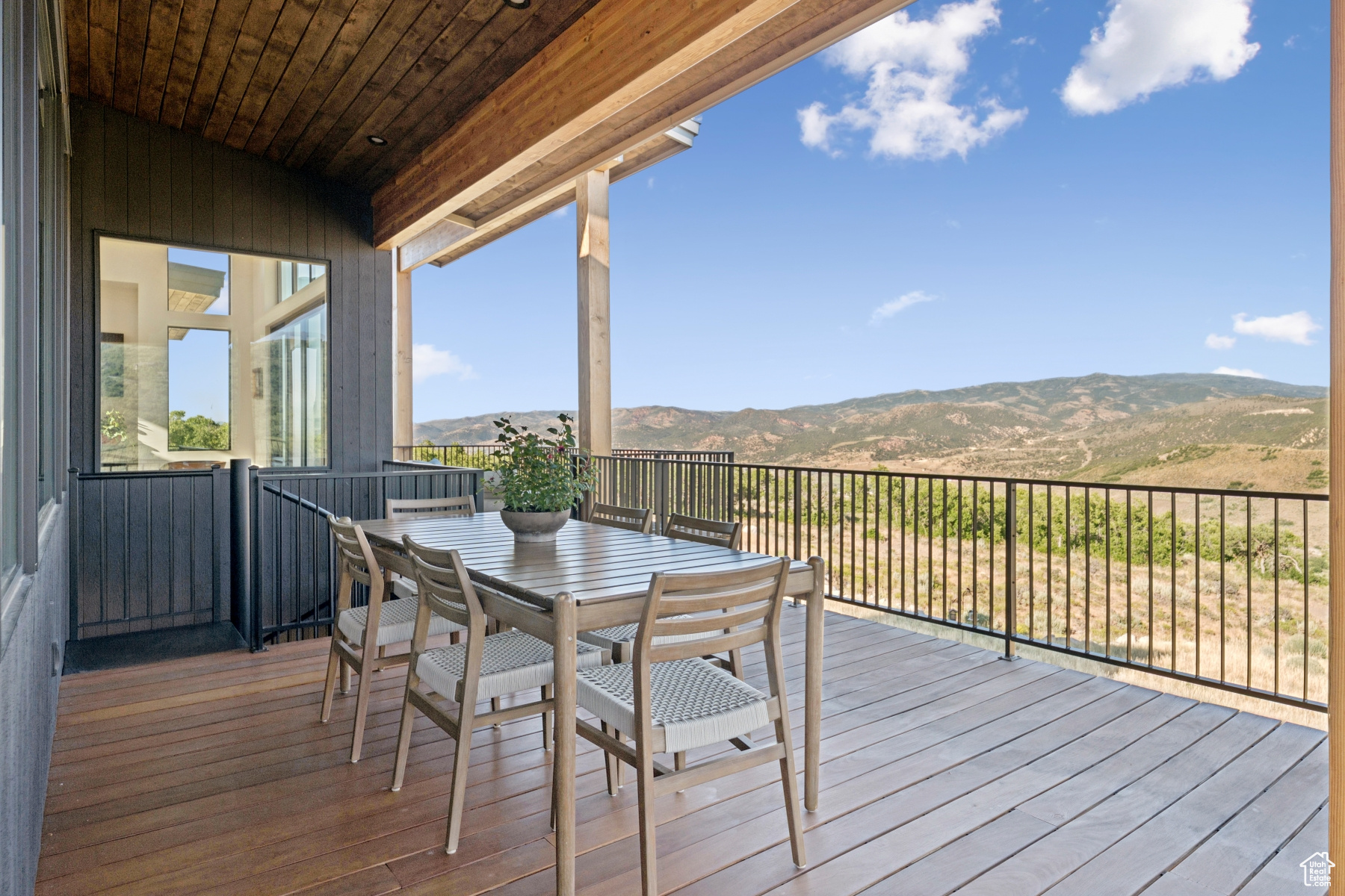 BRIDGE HOLLOW - Residential