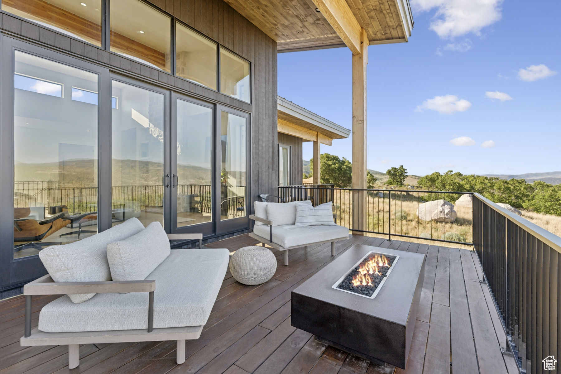 BRIDGE HOLLOW - Residential