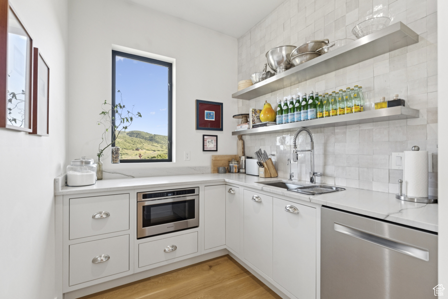 BRIDGE HOLLOW - Residential