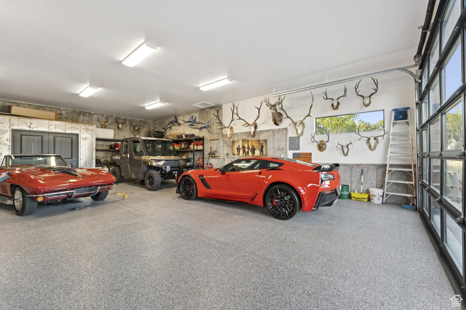 BRIDGE HOLLOW - Residential