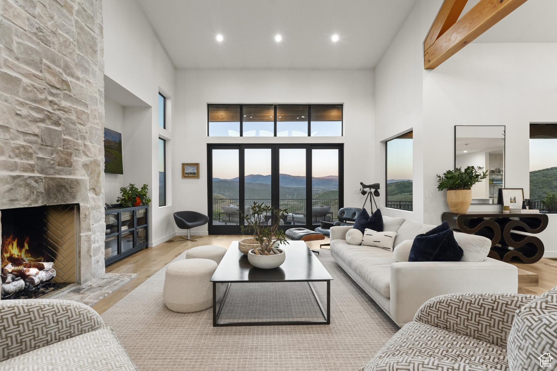 BRIDGE HOLLOW - Residential