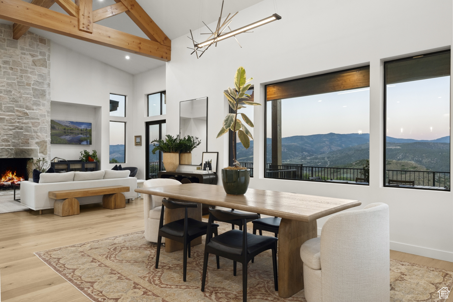 BRIDGE HOLLOW - Residential