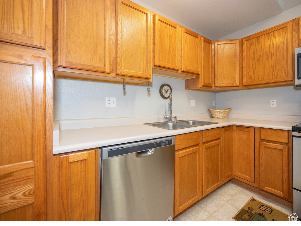 8071 W Copperfield Place Pl #12, Magna, Utah image 6