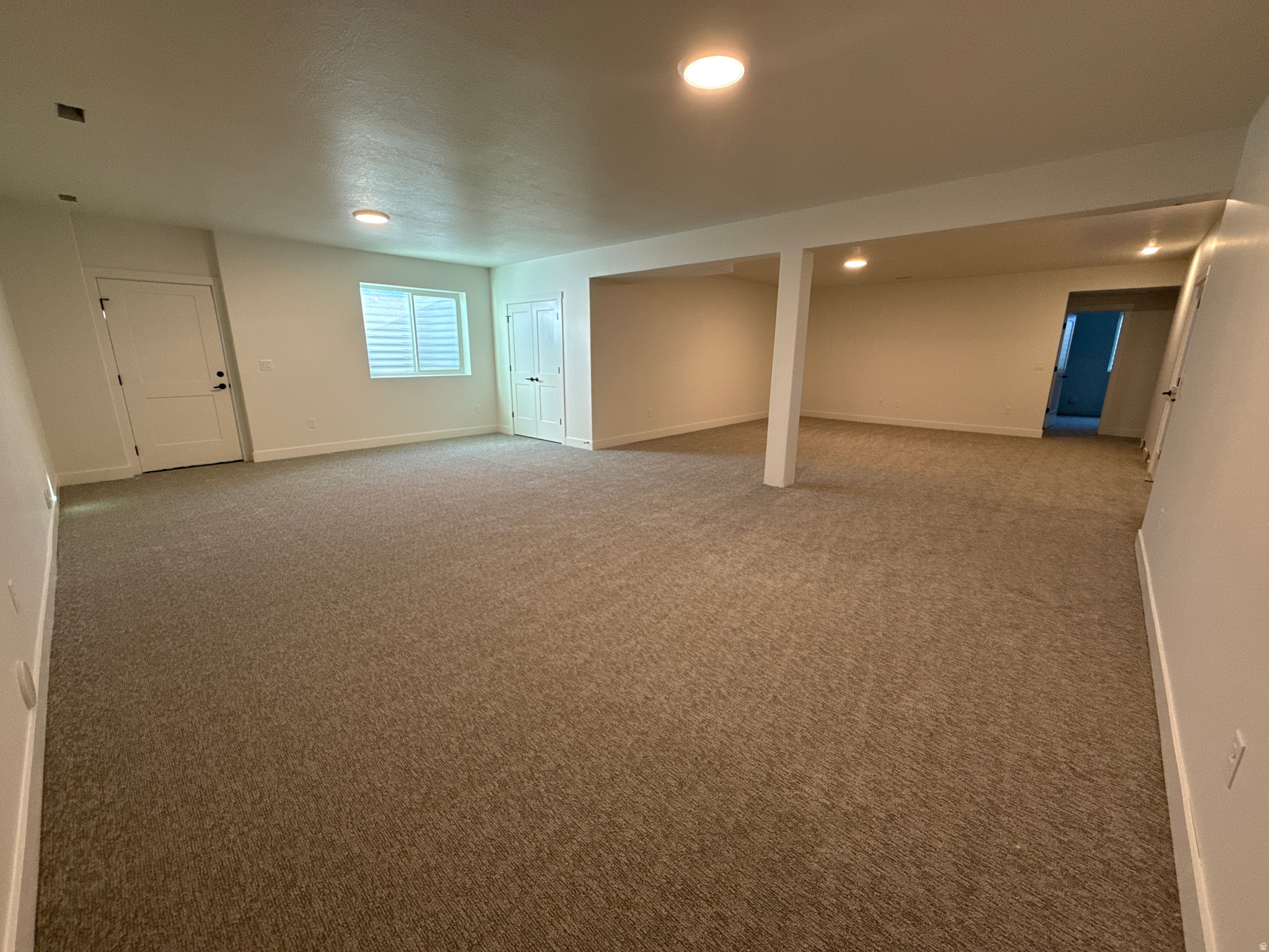 RIVERWOOD - Residential