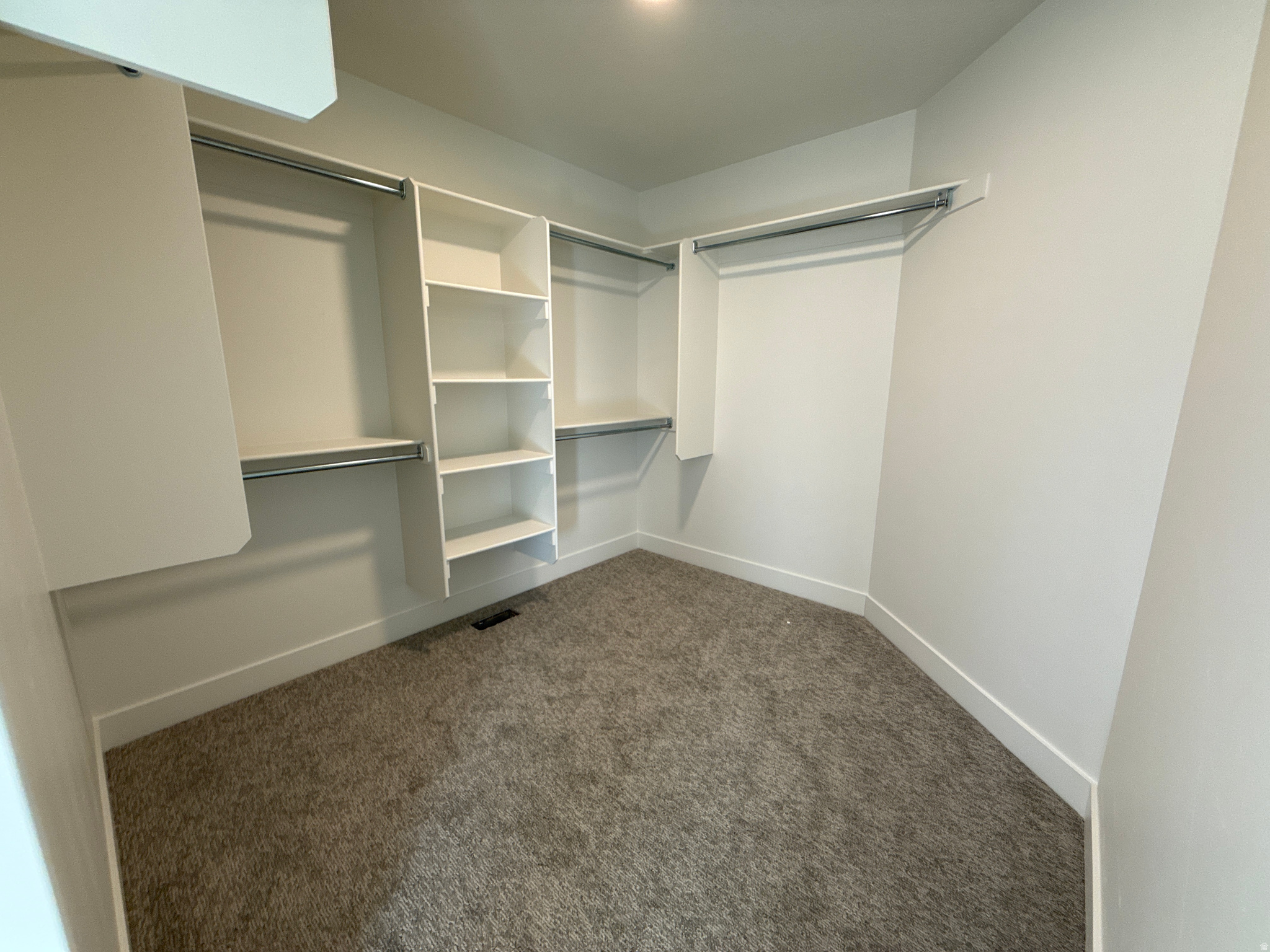 RIVERWOOD - Residential