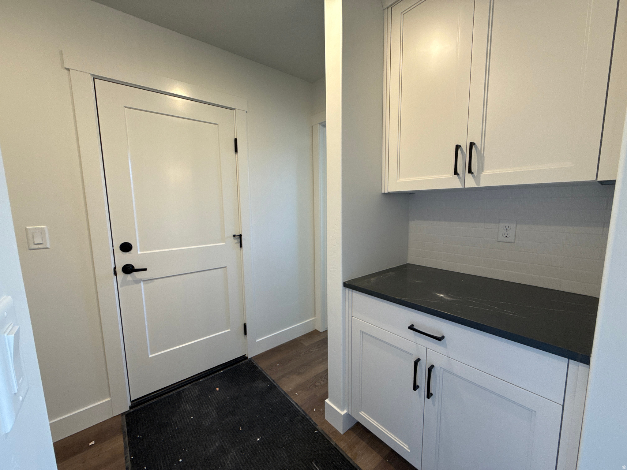 RIVERWOOD - Residential