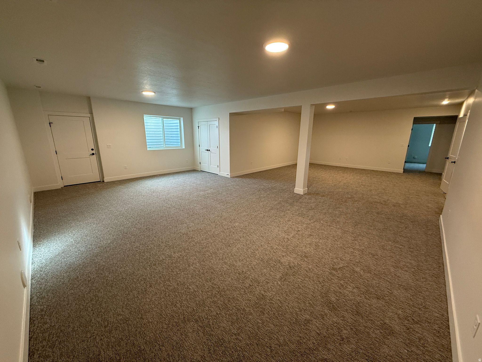 RIVERWOOD - Residential