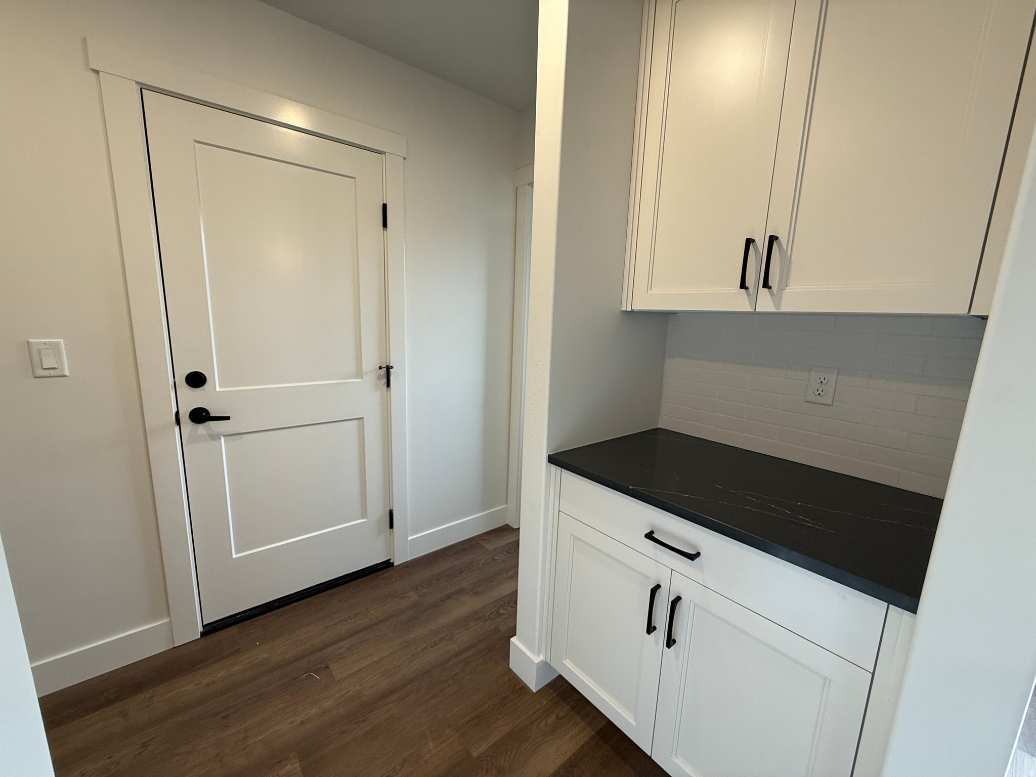 RIVERWOOD - Residential