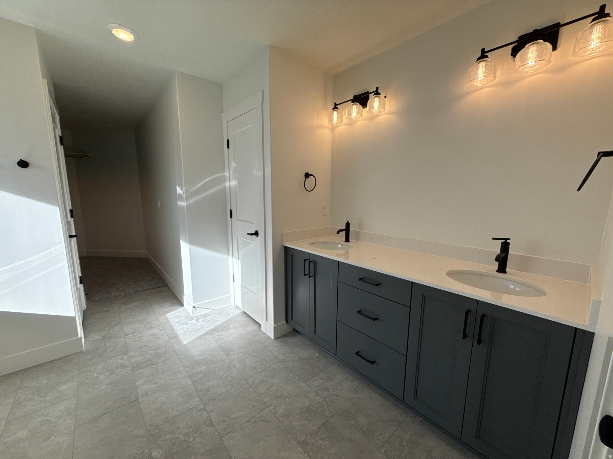 RIVERWOOD - Residential