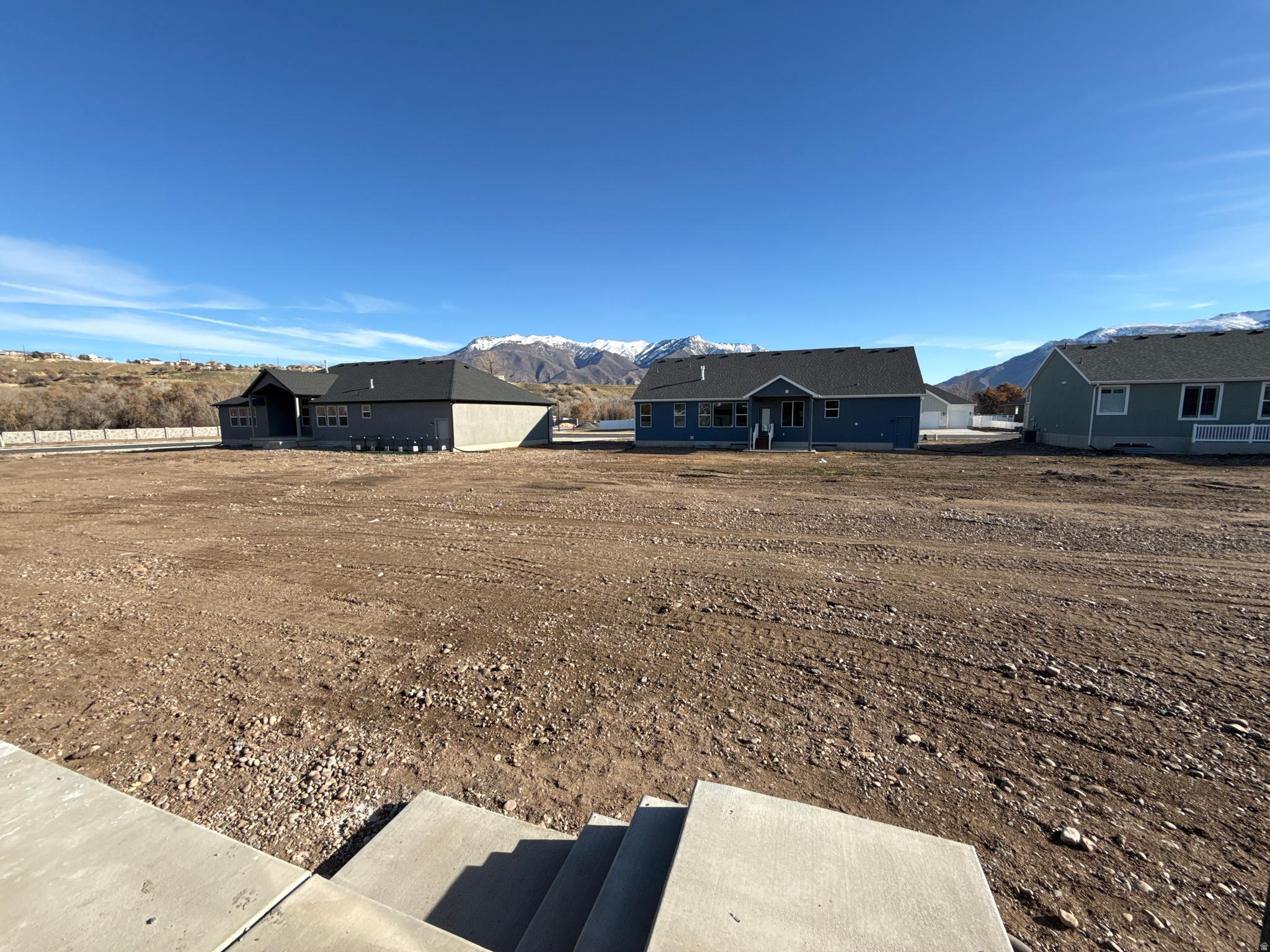 RIVERWOOD - Residential