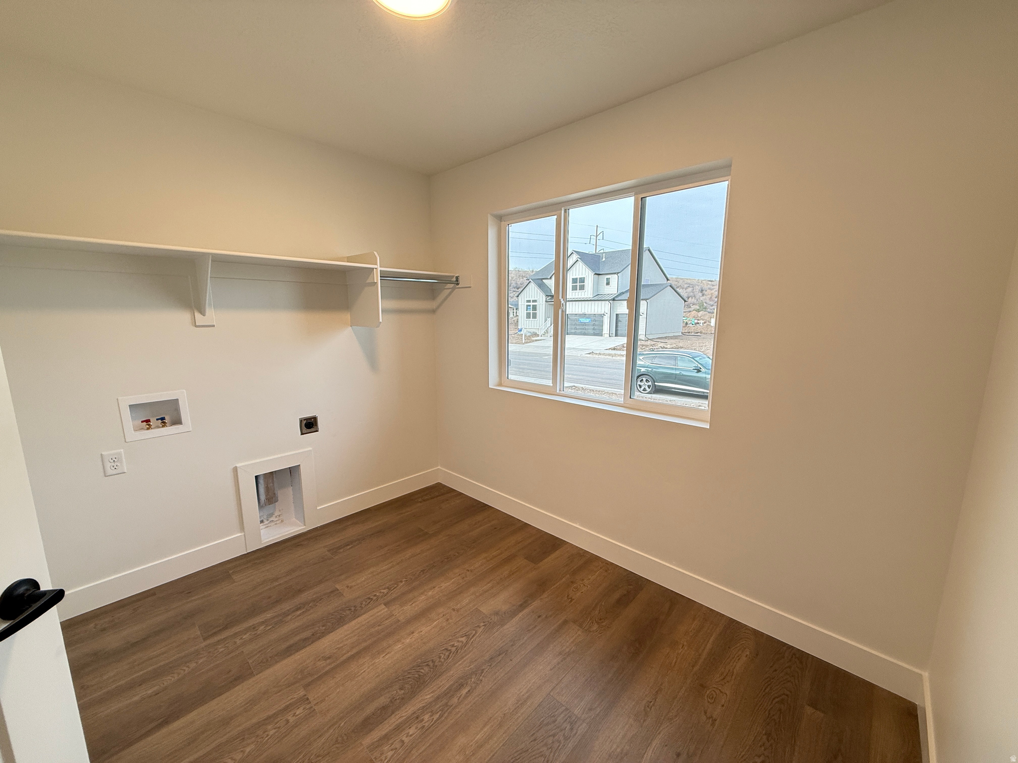 RIVERWOOD - Residential