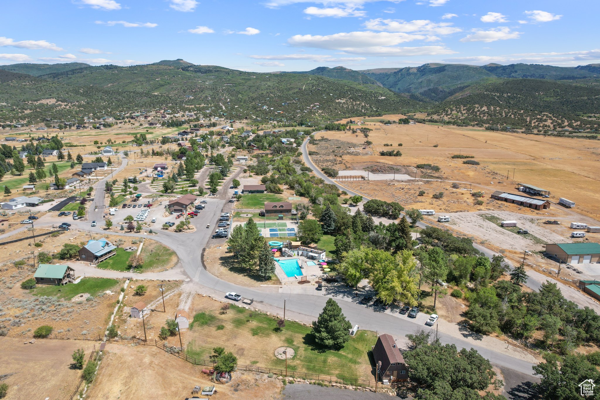 SKYLINE MTN RESORT - Land