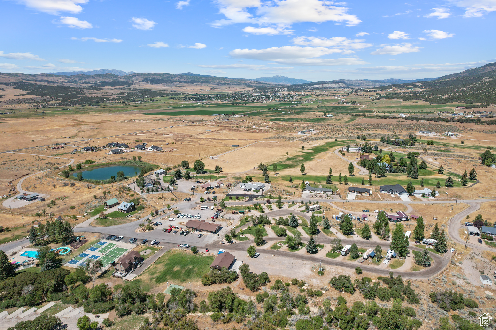 SKYLINE MTN RESORT - Land