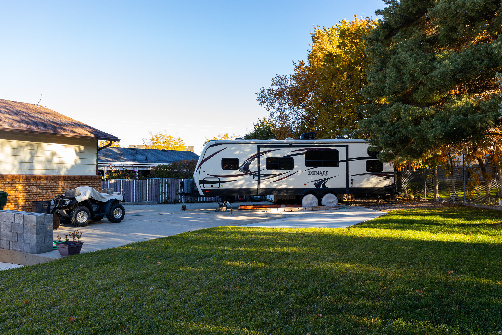 GORDON HOLLOWS NO 1 SUBDIVISION - Residential