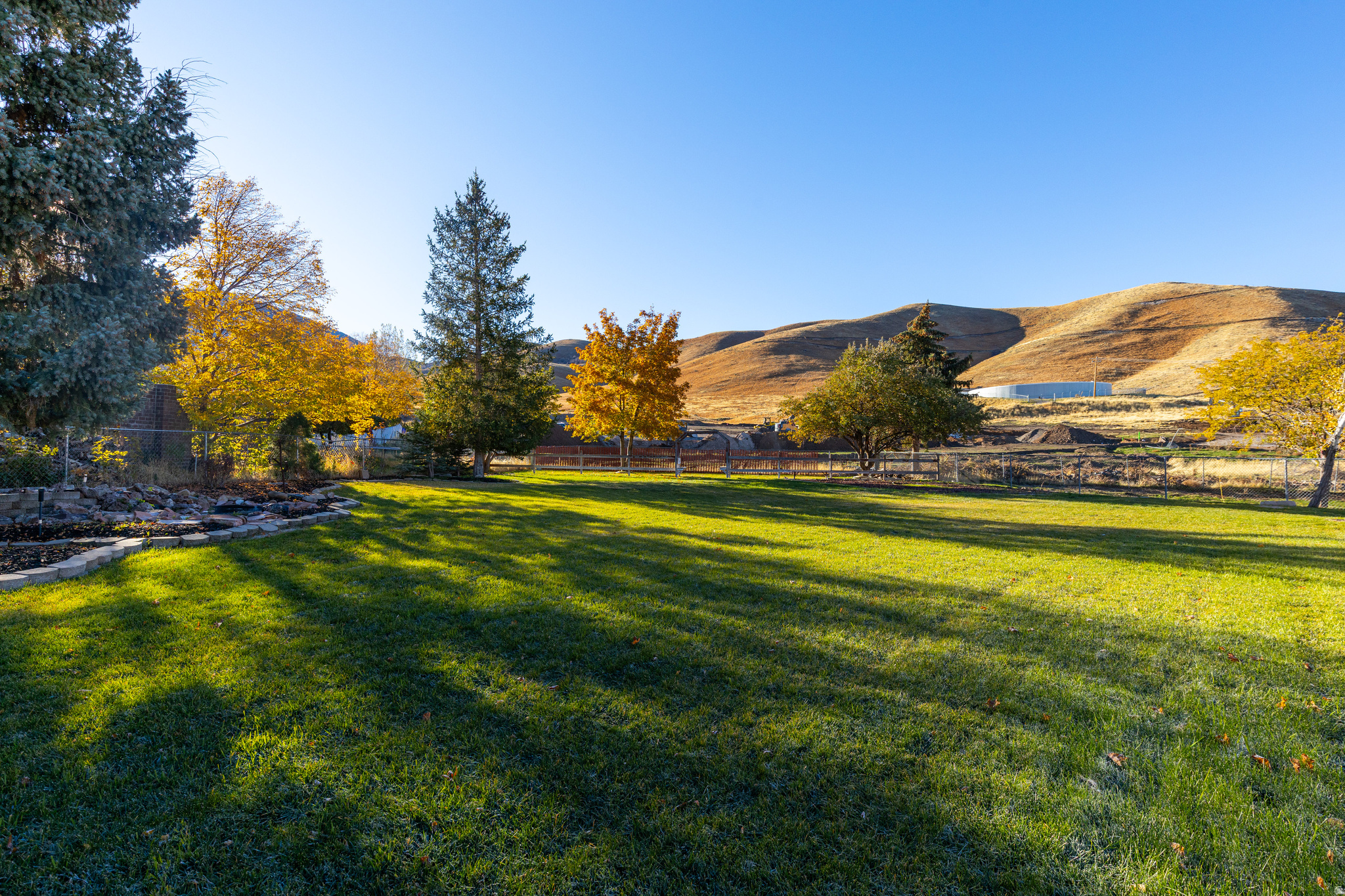 GORDON HOLLOWS NO 1 SUBDIVISION - Residential