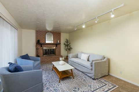 Tiny photo for 624 MOUNTAINEER CIR, Tooele, UT 84074 (MLS # 2120457)