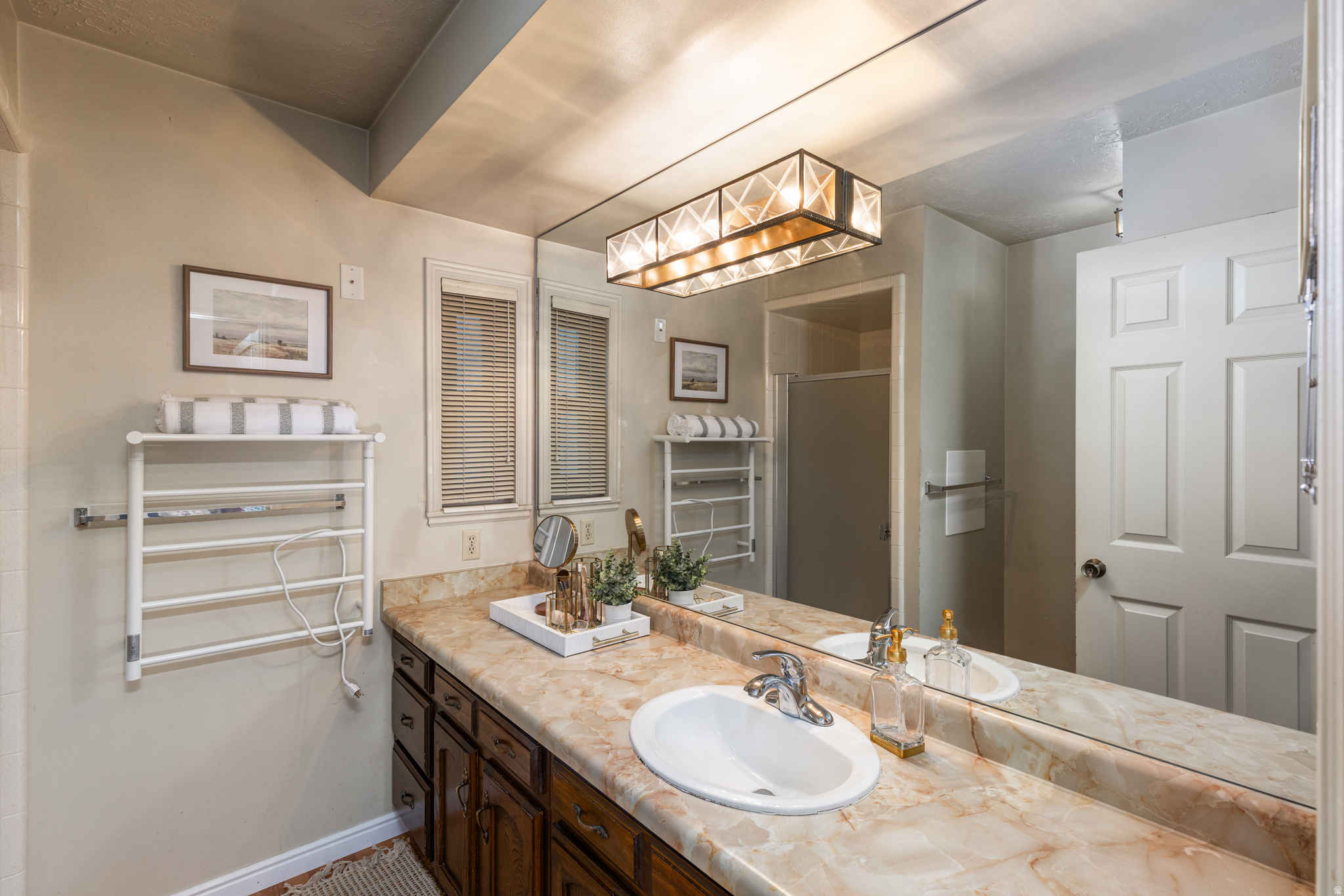 GORDON HOLLOWS NO 1 SUBDIVISION - Residential