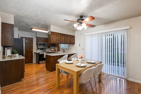Tiny photo for 624 MOUNTAINEER CIR, Tooele, UT 84074 (MLS # 2120457)