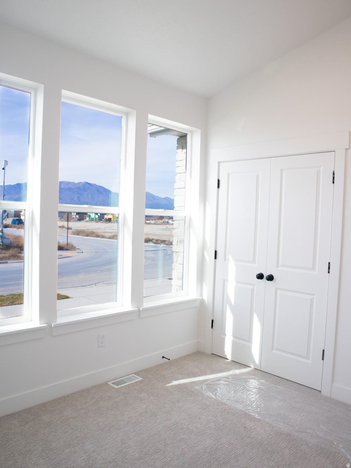 PARKWAY FIELDS SINGLES 2 - Residential