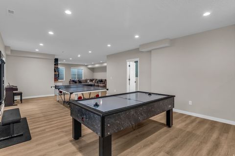 Tiny photo for 34 W 2250 S, Kaysville, UT 84037 (MLS # 2137771)