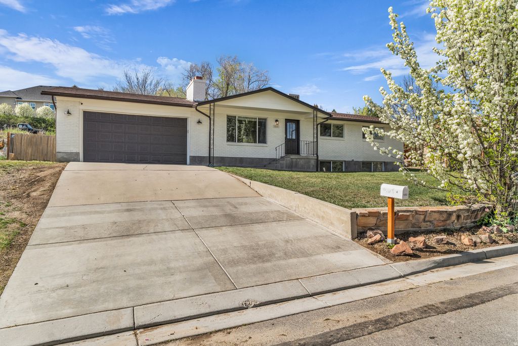 Photo of 9880 S FLORENCE WAY, South Jordan, UT 84095 (MLS # 2146227)