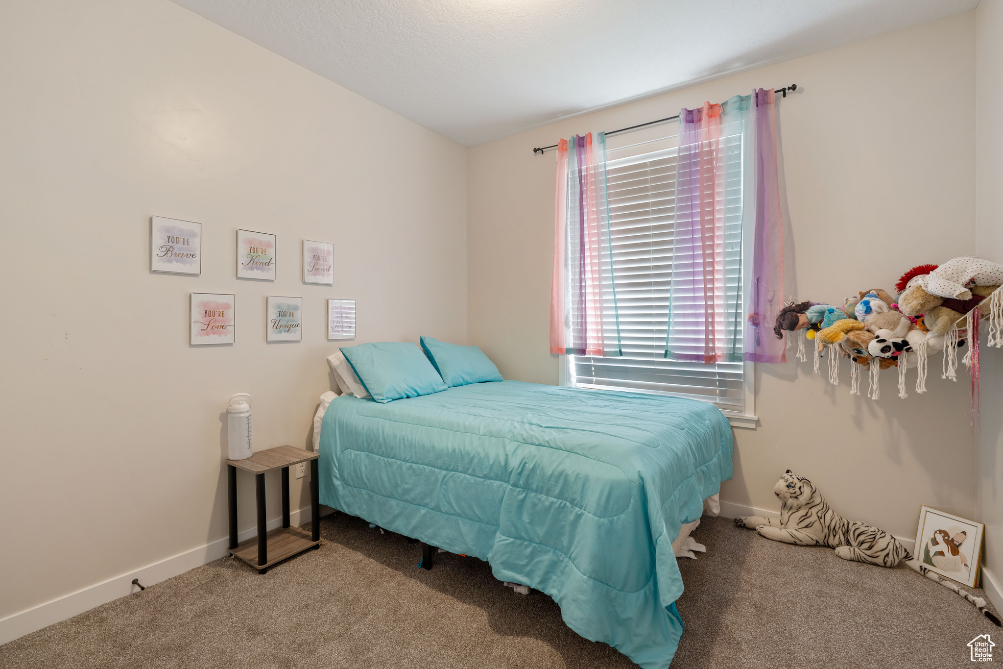 VIVIAN ESTATES - Residential
