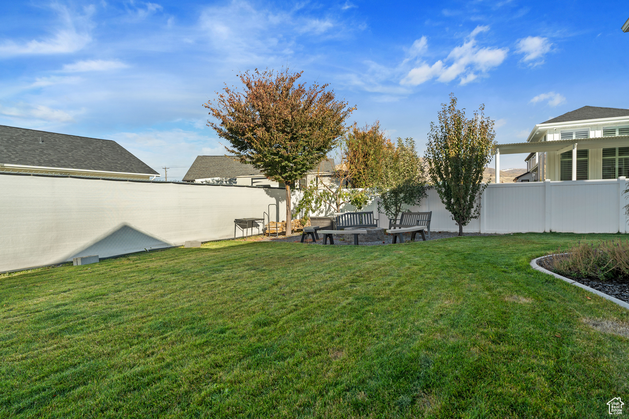 VIVIAN ESTATES - Residential