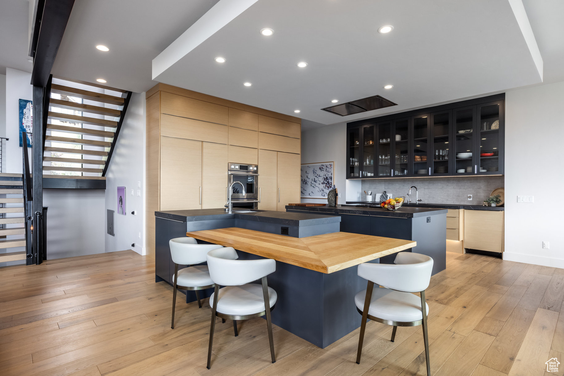 DEER VISTA - Residential